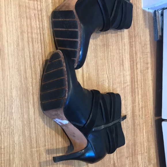 Cole Haan Nike Air Ankle Boot - Picture 4 of 7